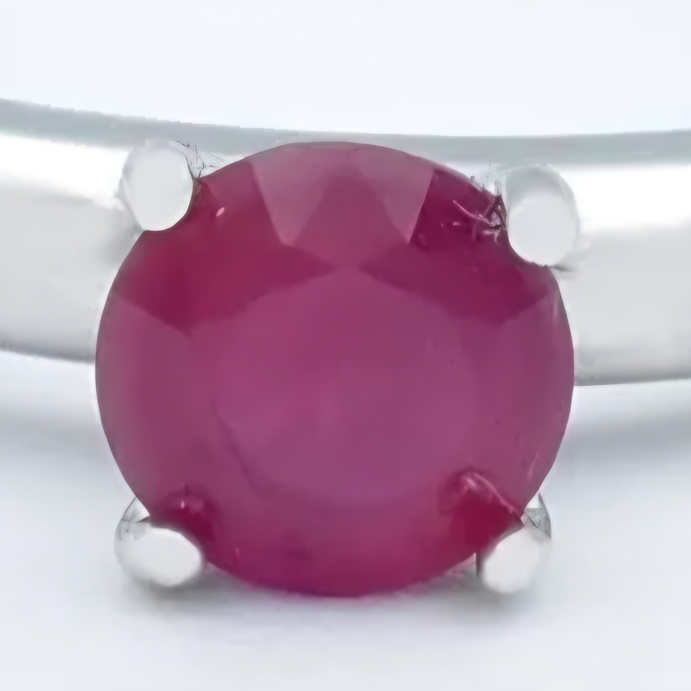 Genuine 0.85 Cts Ruby Solitare Ring In .925 Silver.